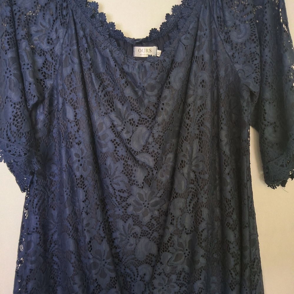 Elegant Navy Lace Off-Shoulder Dress - Picture 3 of 5